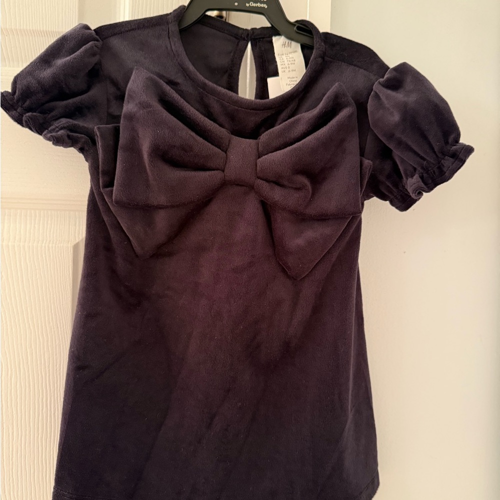 Elegant Black Bow Top